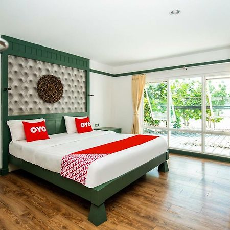 Oyo 255 The Ocean Hotel Patong Ngoại thất bức ảnh