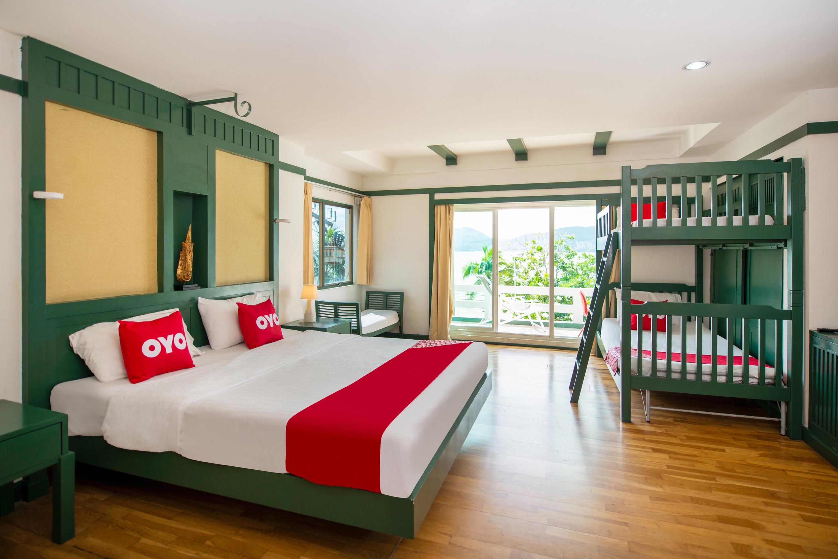 Oyo 255 The Ocean Hotel Patong Ngoại thất bức ảnh