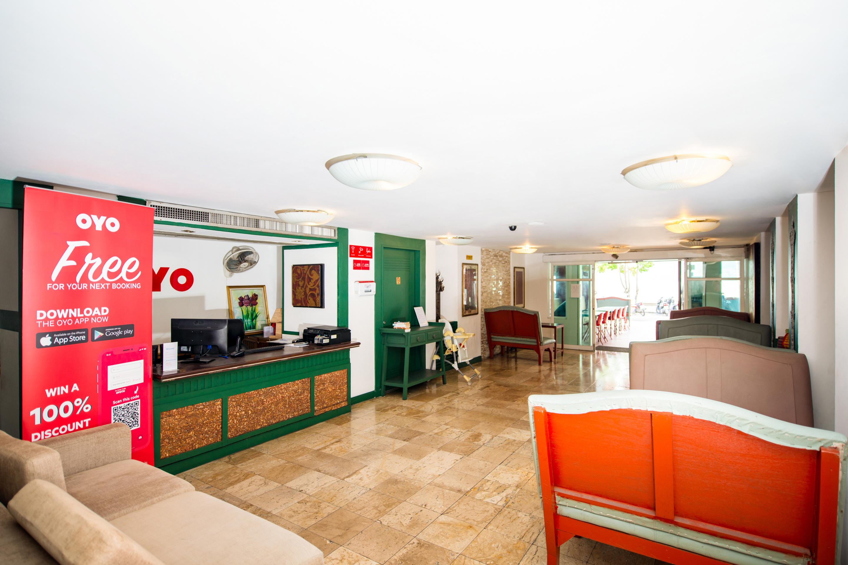 Oyo 255 The Ocean Hotel Patong Ngoại thất bức ảnh