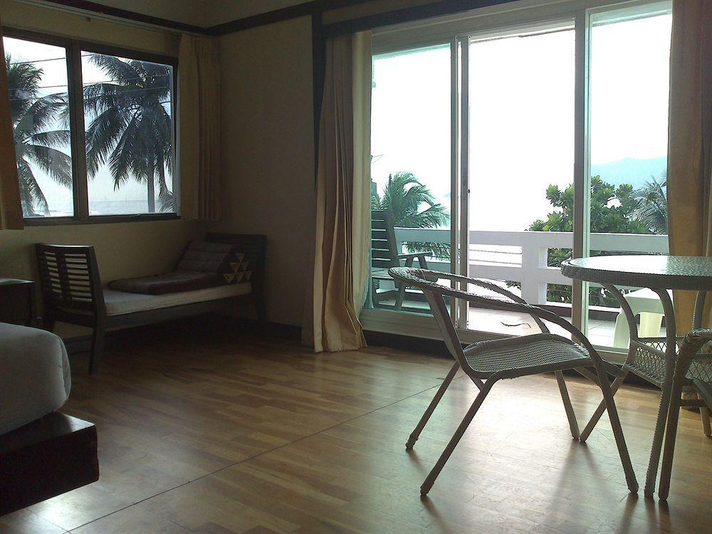 Oyo 255 The Ocean Hotel Patong Ngoại thất bức ảnh